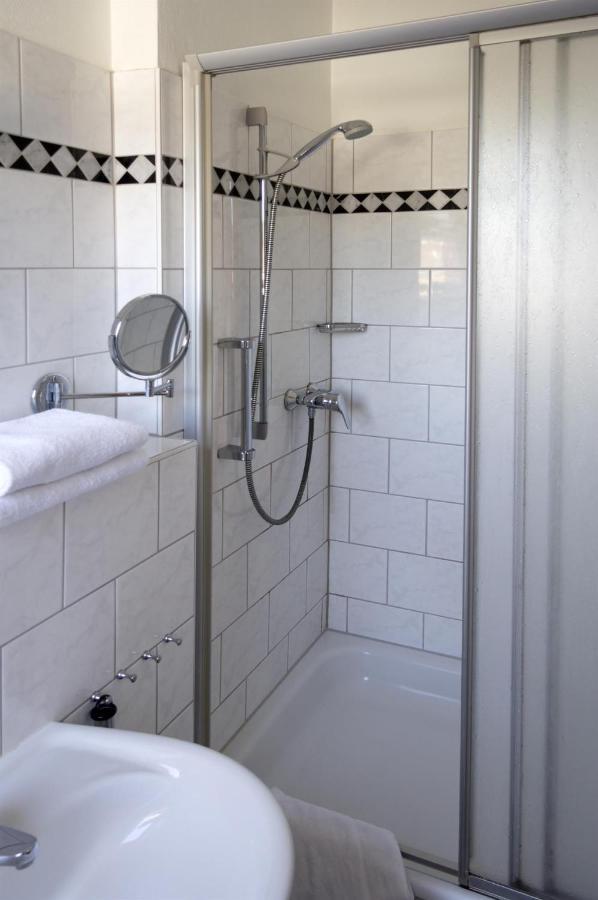 Отель Haus Sonneck Marburg Экстерьер фото