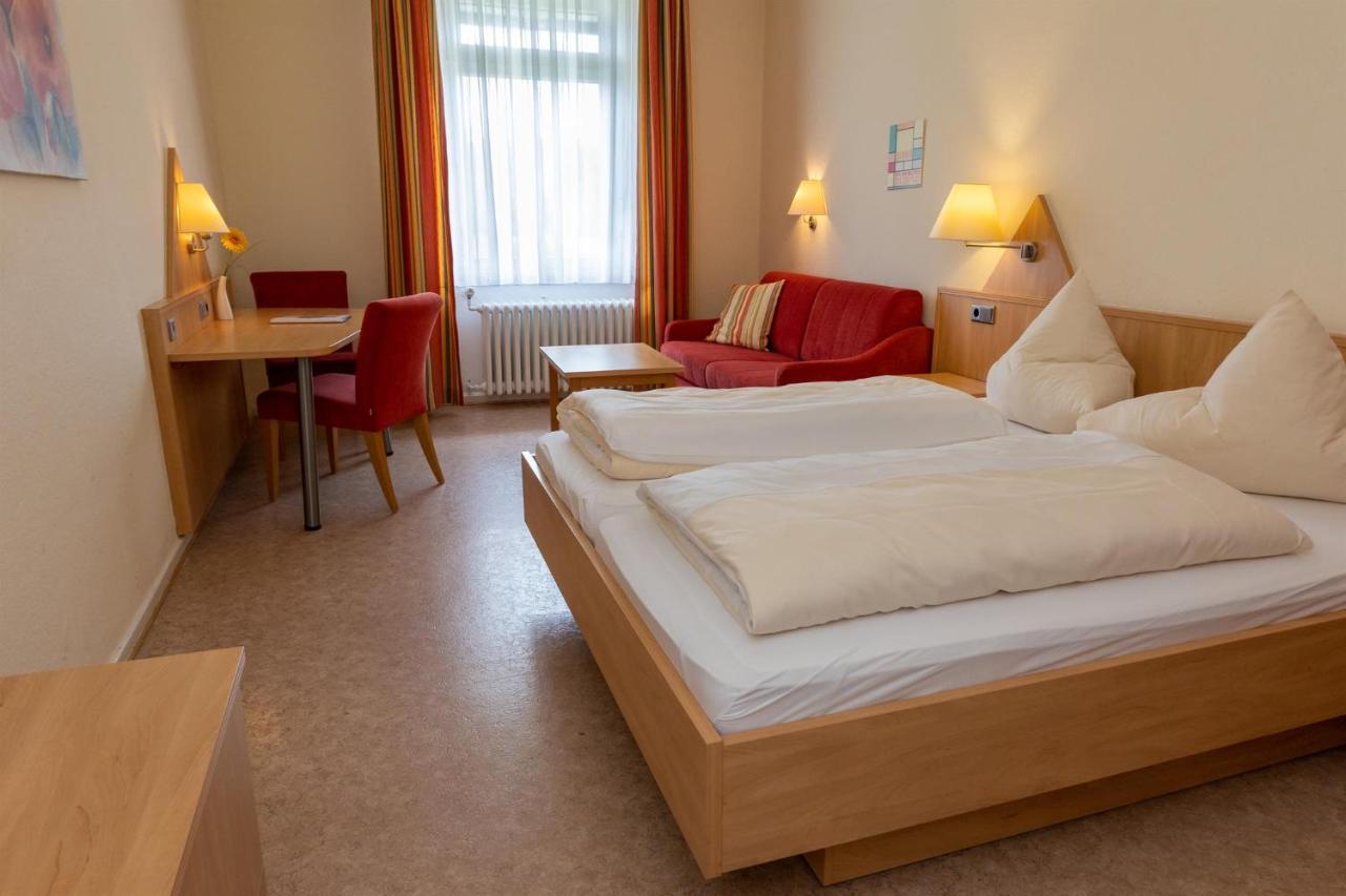 Отель Haus Sonneck Marburg Экстерьер фото
